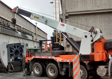 Machinery crane